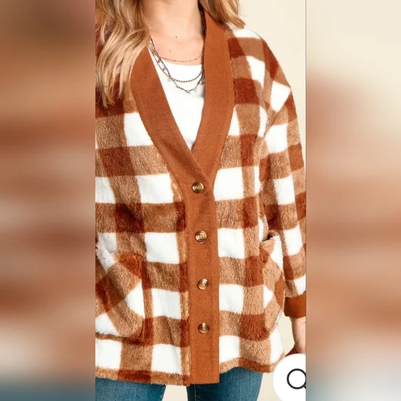 PLUS RUST V NECK CARDIGAN WITH POCKETS - Picture 3 of 6